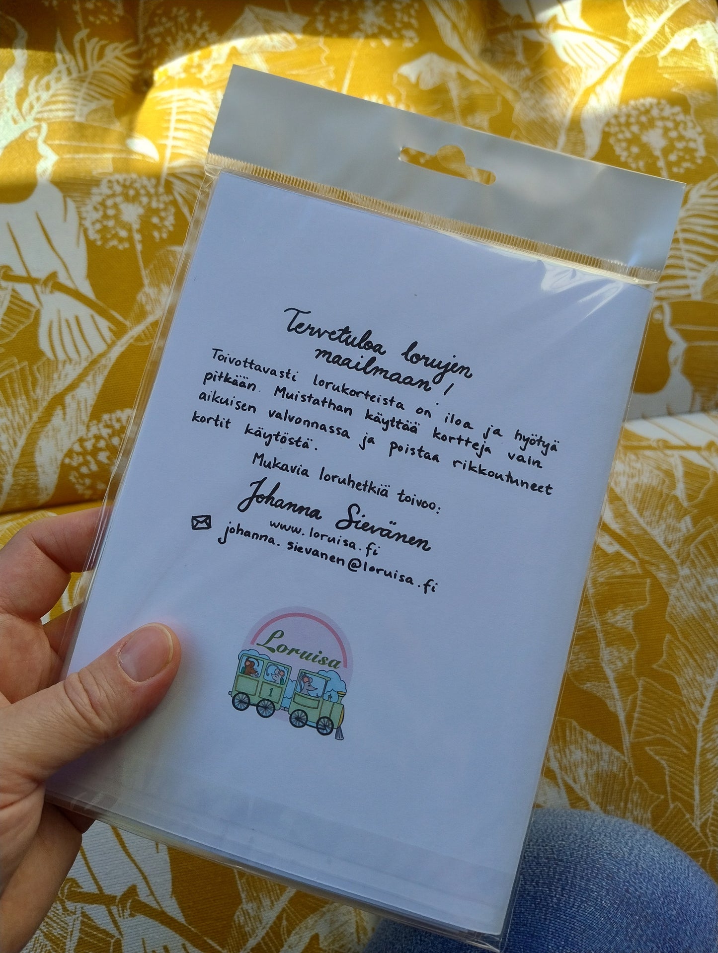 Kissojen ammatteja -lorukortit valmiiksi askarreltuna